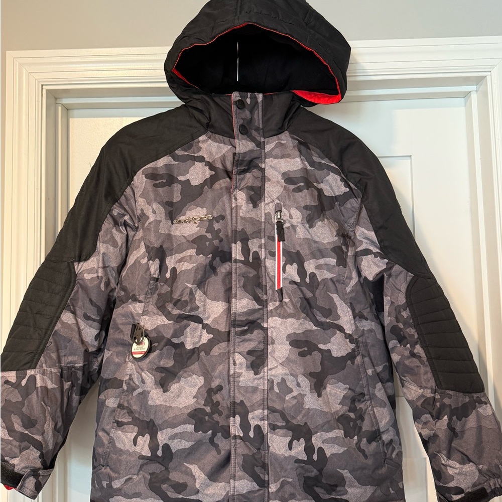 ZeroXposur Black and Gray Camouflage 3-in-1 Puffer Jacket